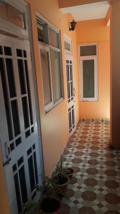 Deluxe Homestay Apartments With Kitchen In 西姆拉 外观 照片